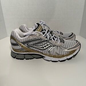 Saucony Triumph 8 Women’s Sz 11 Running Walking Sneakers Shoes gold & silver